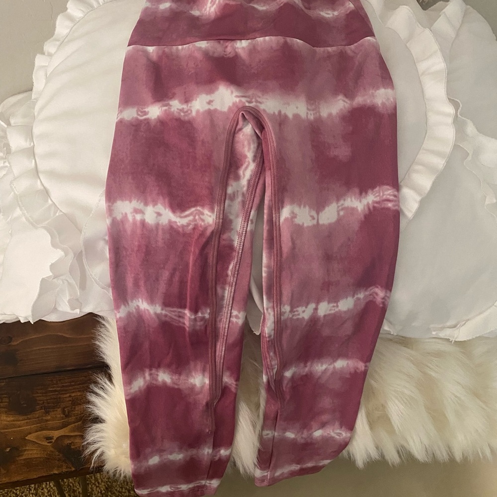 K-Deer  Capri leggings .